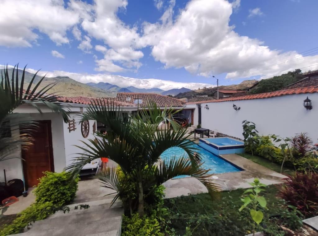 Hostel Las Palmas Vilcabamba Eksteriør billede