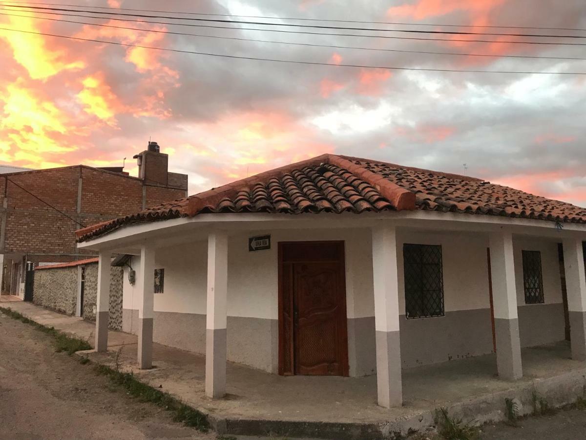 Hostel Las Palmas Vilcabamba Eksteriør billede