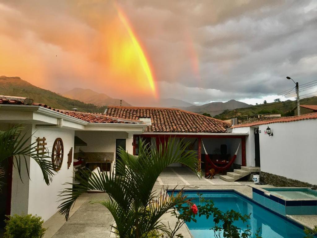 Hostel Las Palmas Vilcabamba Eksteriør billede